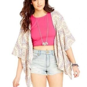 Bethany Mota Kimono